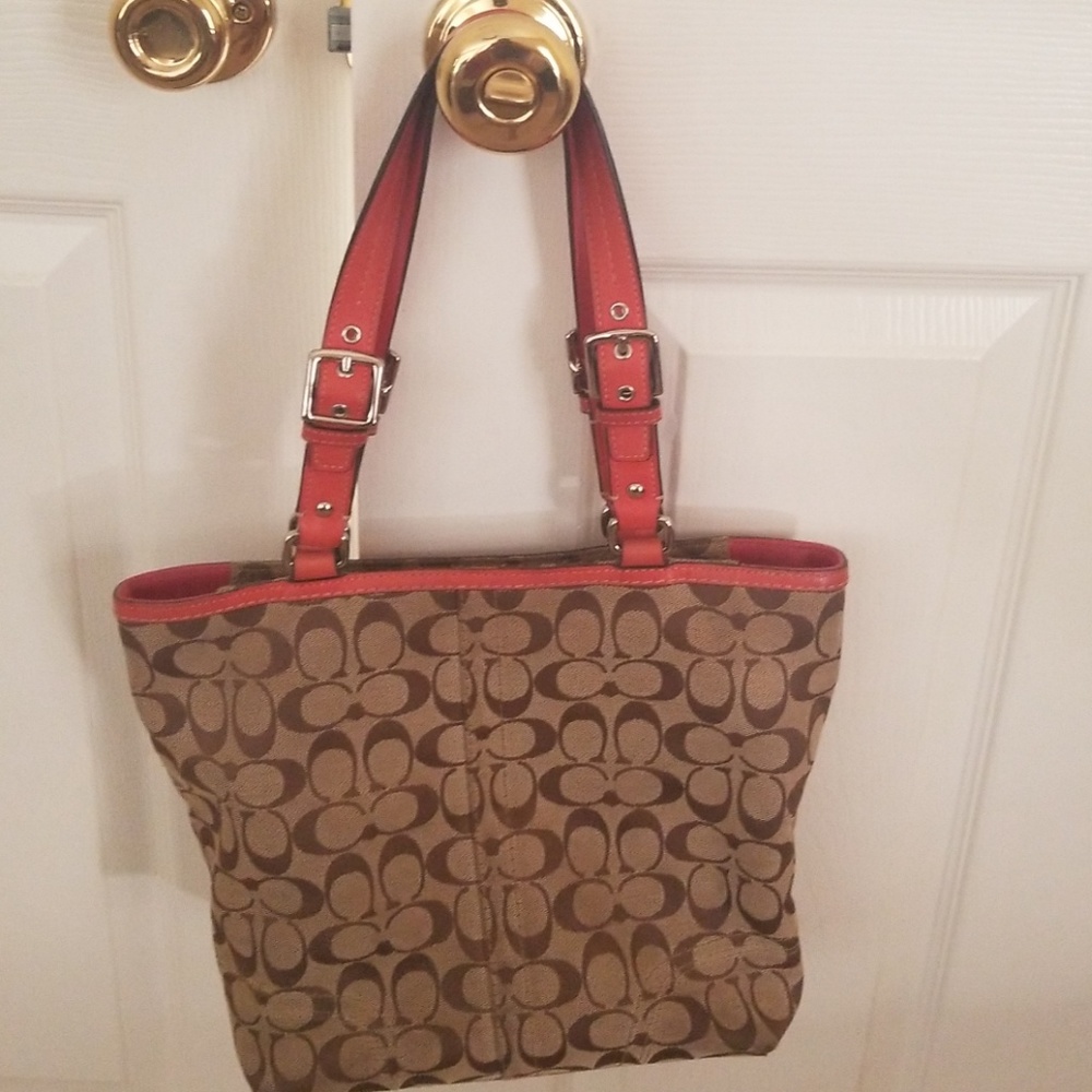 Coach Bag - Picture 2 of 4